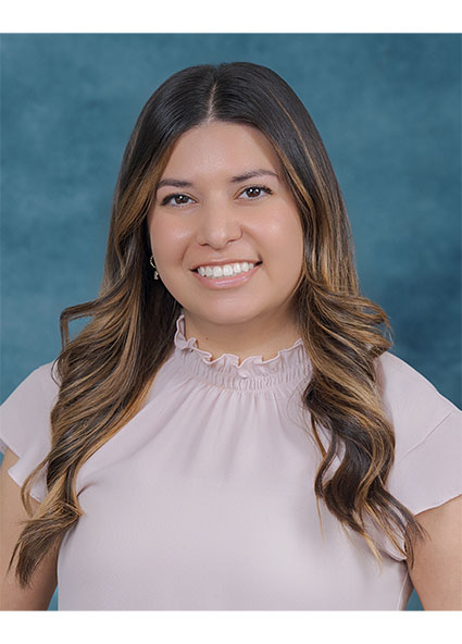 Jennifer Pena Headshot